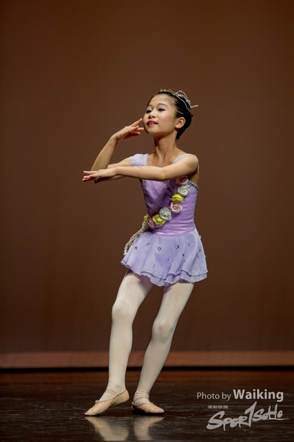 2020-10-18 Solo Dance 0419