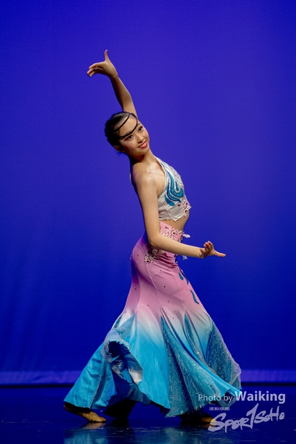 2020-10-18 Solo Dance 1093