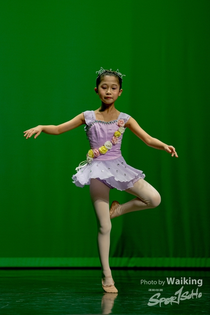 2020-10-18 Solo Dance 0429