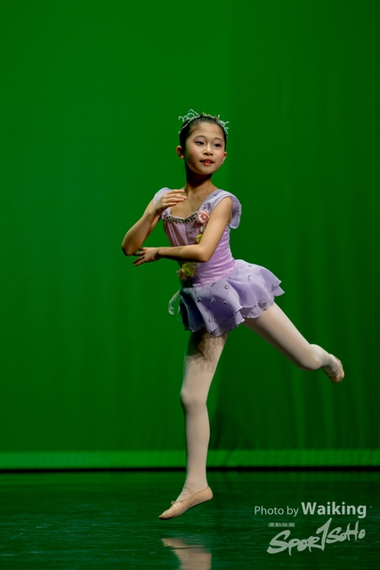 2020-10-18 Solo Dance 0432