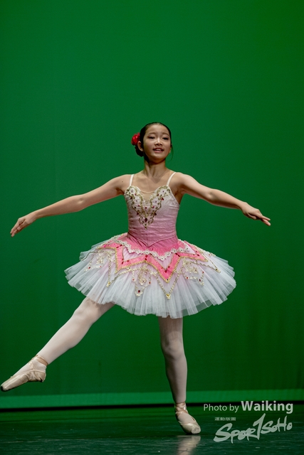 2020-10-18 Solo Dance 0456