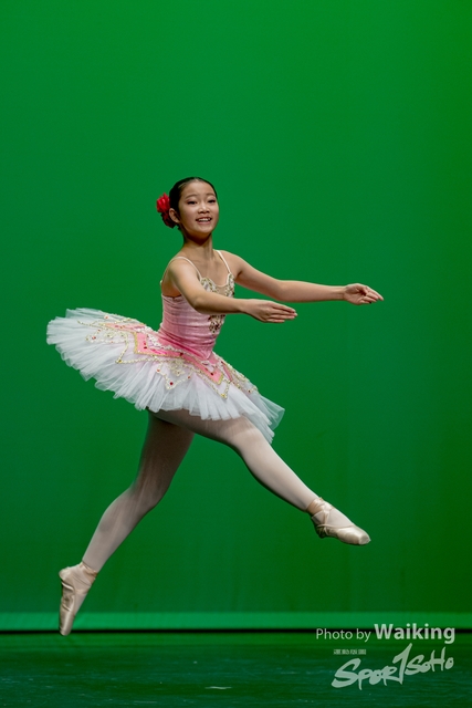 2020-10-18 Solo Dance 0462
