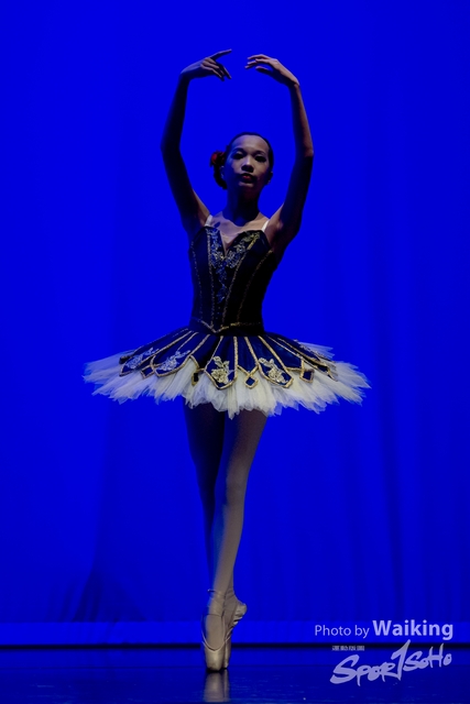 2020-10-18 Solo Dance 0467