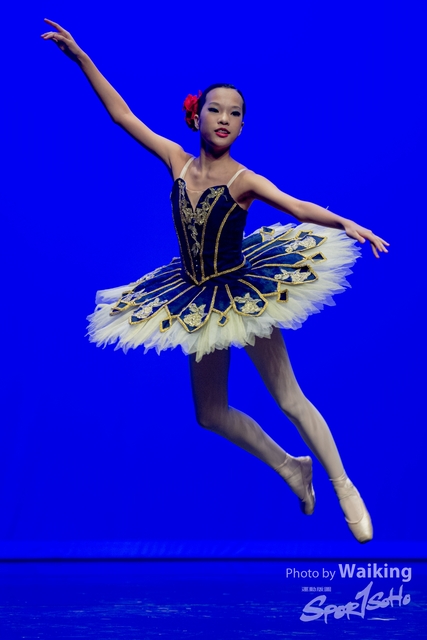 2020-10-18 Solo Dance 0471