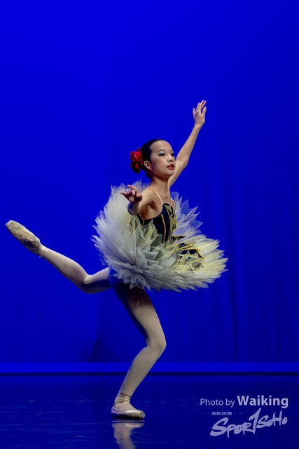 2020-10-18 Solo Dance 0478