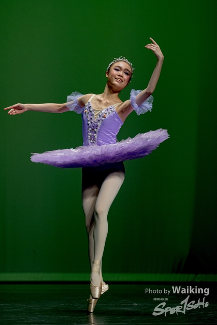 2020-10-18 Solo Dance 0494