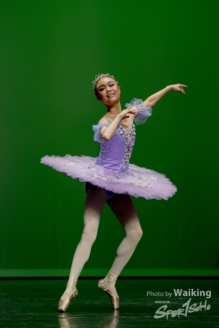 2020-10-18 Solo Dance 0495