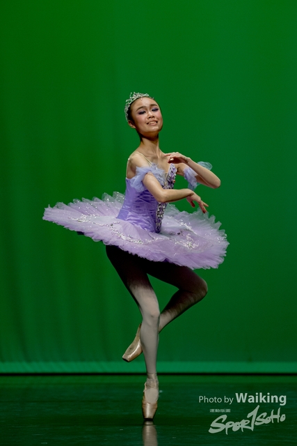 2020-10-18 Solo Dance 0503