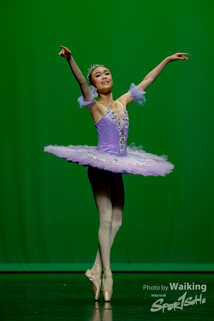 2020-10-18 Solo Dance 0504