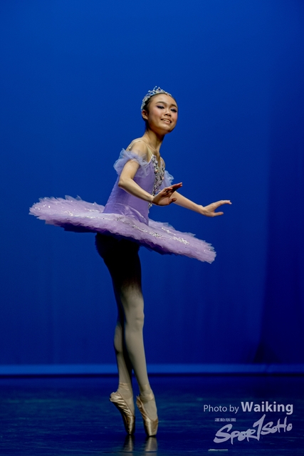 2020-10-18 Solo Dance 0515