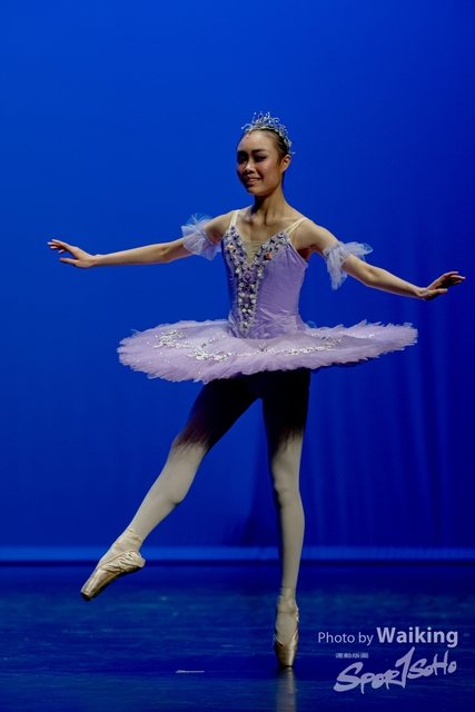 2020-10-18 Solo Dance 0516