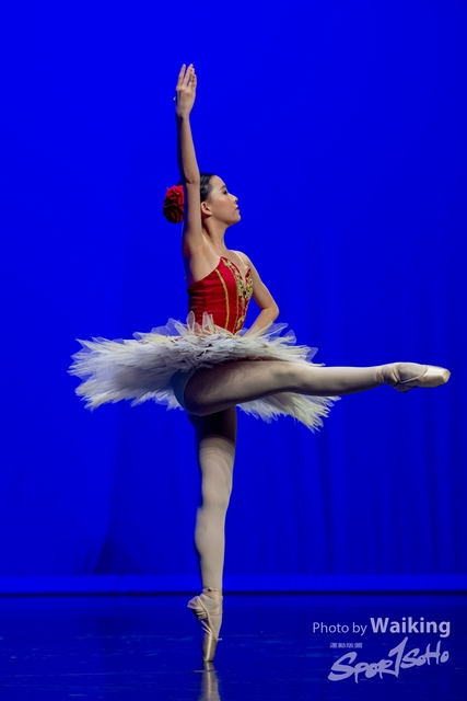 2020-10-18 Solo Dance 0520