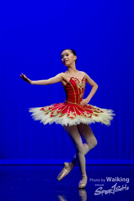 2020-10-18 Solo Dance 0524