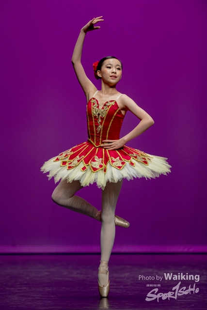 2020-10-18 Solo Dance 0536