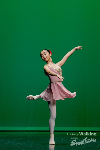 2020-10-18 Solo Dance 0546