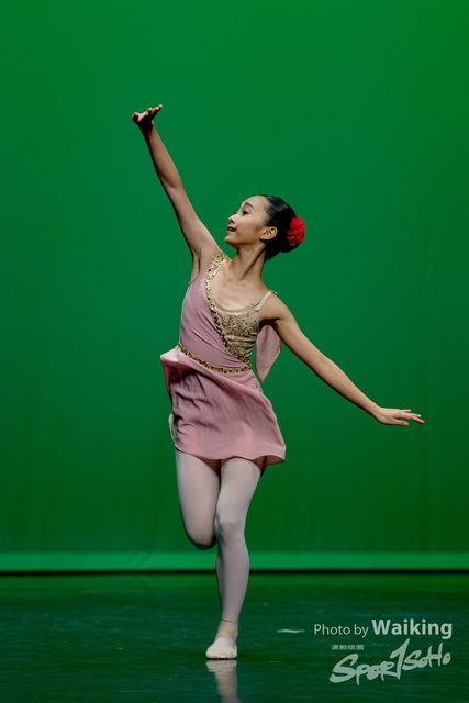 2020-10-18 Solo Dance 0550