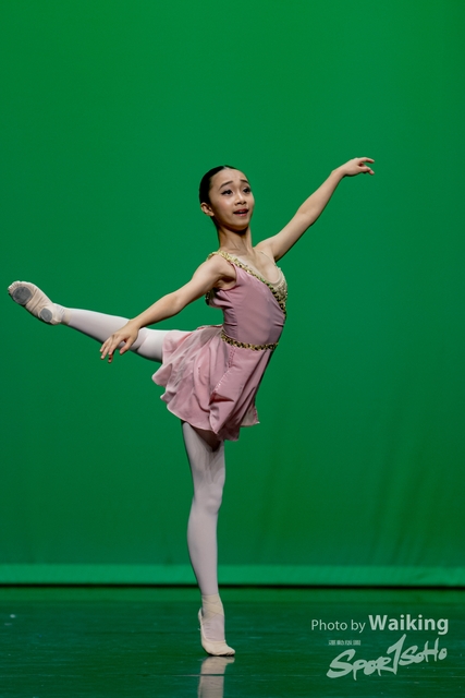 2020-10-18 Solo Dance 0552