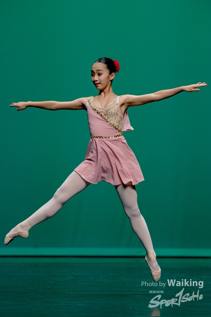 2020-10-18 Solo Dance 0554