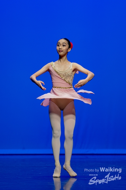 2020-10-18 Solo Dance 0558