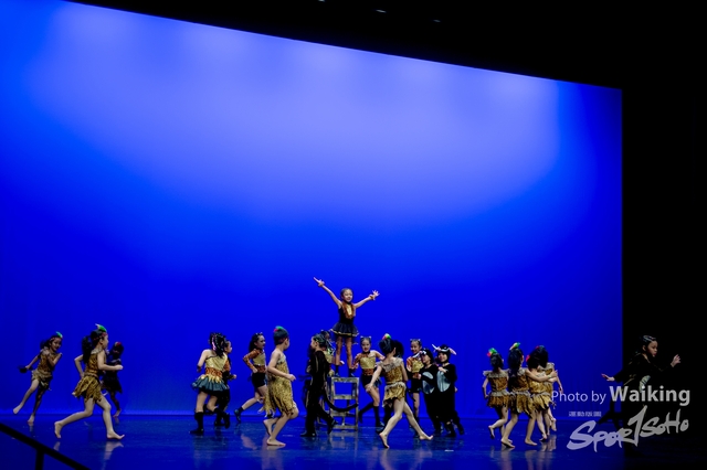 2020-10-18 Solo Dance 1233