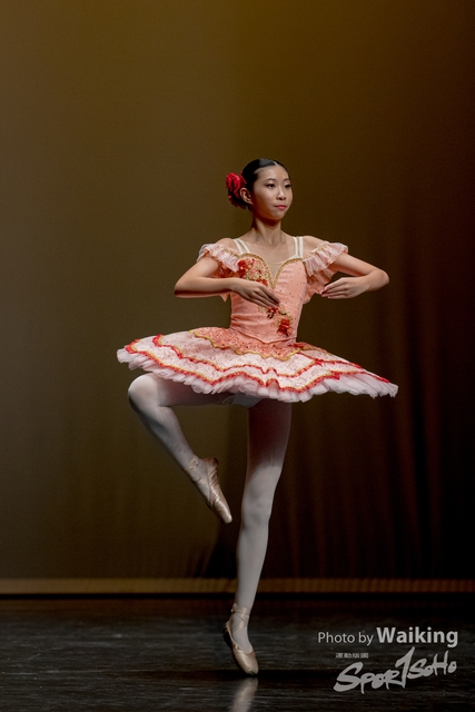 2020-10-18 Solo Dance 0574