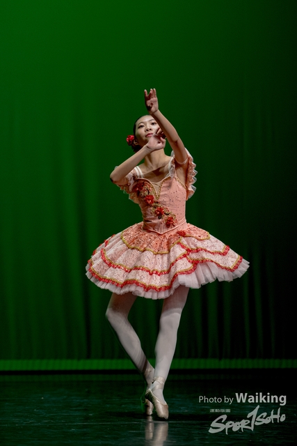 2020-10-18 Solo Dance 0577