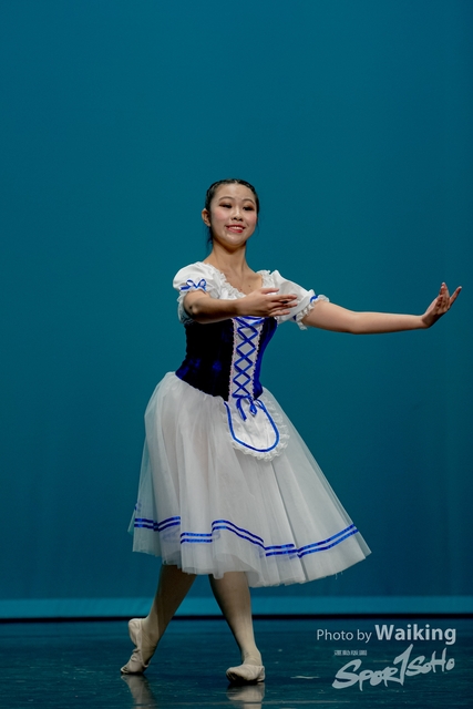 2020-10-18 Solo Dance 0580