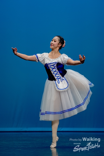 2020-10-18 Solo Dance 0582
