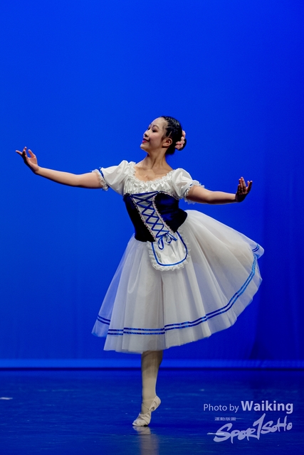 2020-10-18 Solo Dance 0584