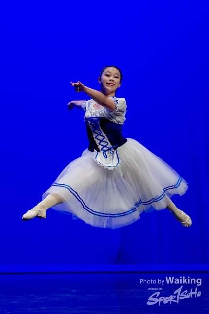 2020-10-18 Solo Dance 0585