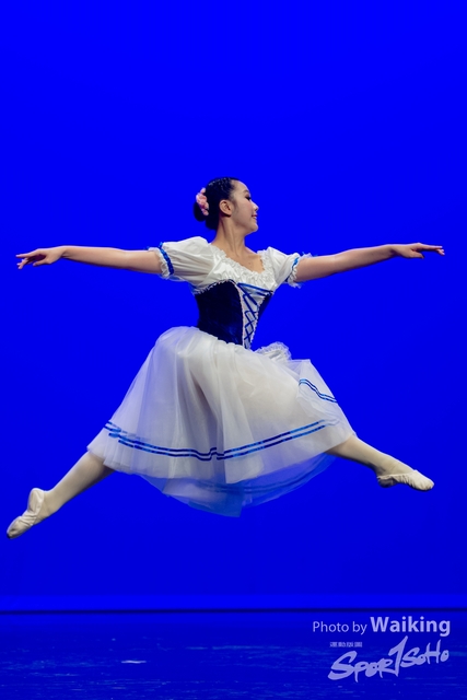 2020-10-18 Solo Dance 0587