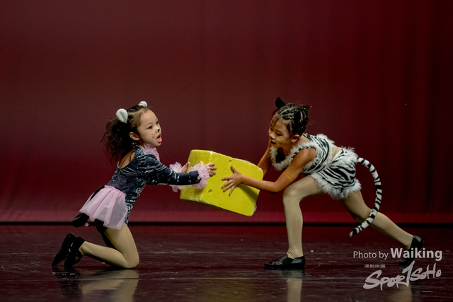 2020-10-18 Solo Dance 1265