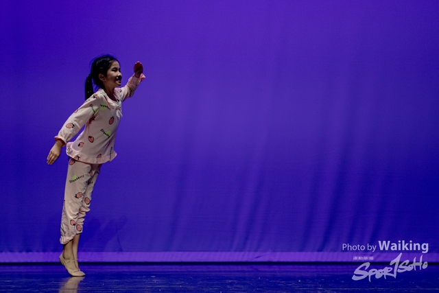 2020-10-18 Solo Dance 1279