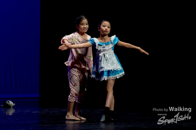 2020-10-18 Solo Dance 1283