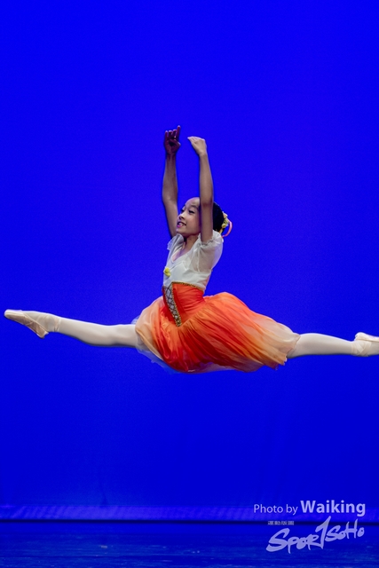 2020-10-18 Solo Dance 0616