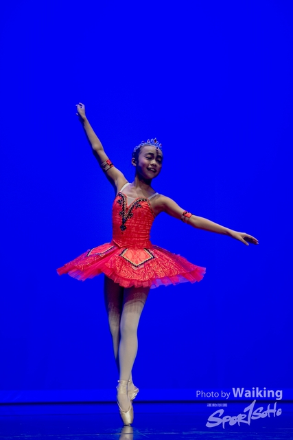 2020-10-18 Solo Dance 0635