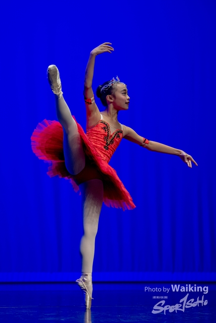 2020-10-18 Solo Dance 0638