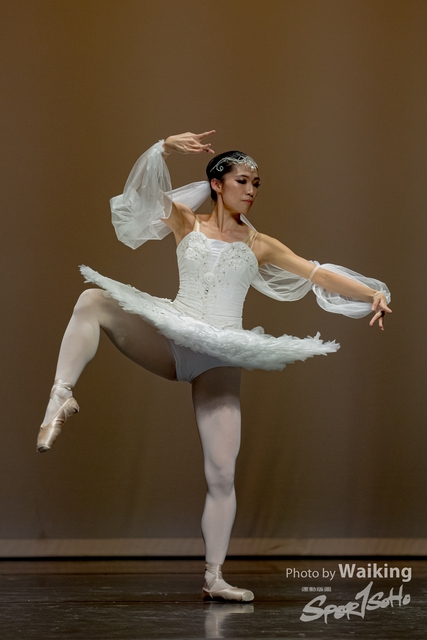 2020-10-18 Solo Dance 0646