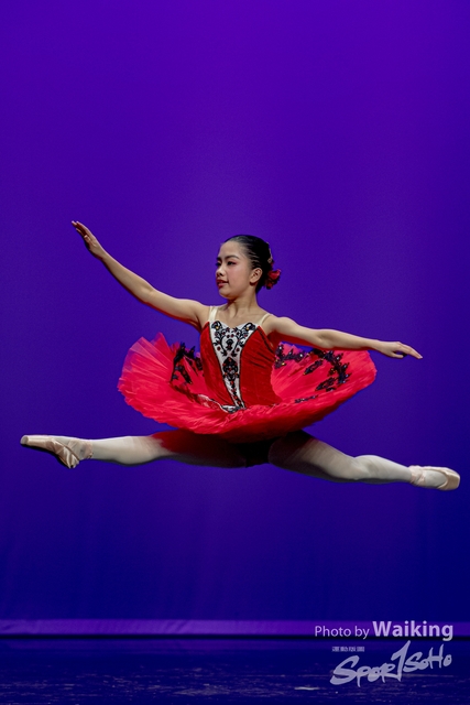 2020-10-18 Solo Dance 0669