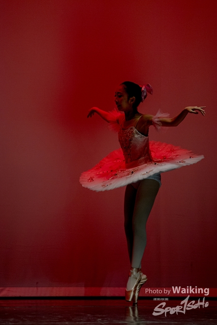 2020-10-18 Solo Dance 0671