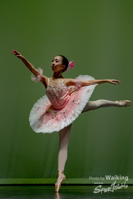 2020-10-18 Solo Dance 0678
