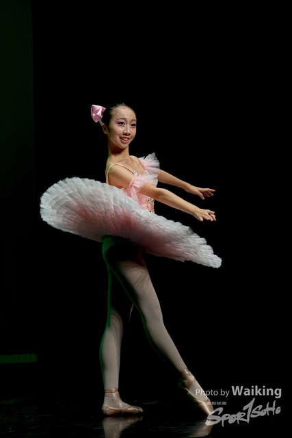 2020-10-18 Solo Dance 0683
