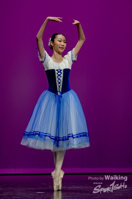 2020-10-18 Solo Dance 0733