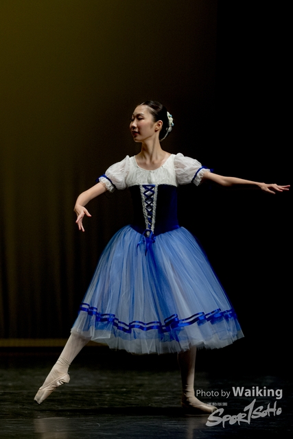 2020-10-18 Solo Dance 0740