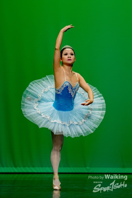 2020-10-18 Solo Dance 0763