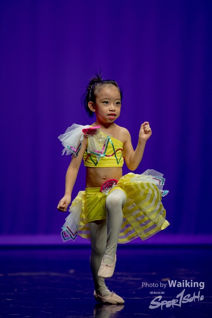 2020-10-18 Solo Dance 1561