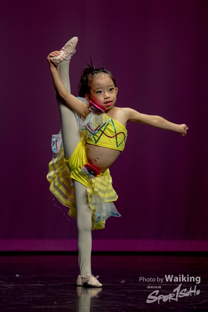 2020-10-18 Solo Dance 1566