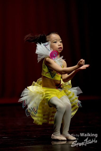 2020-10-18 Solo Dance 1567