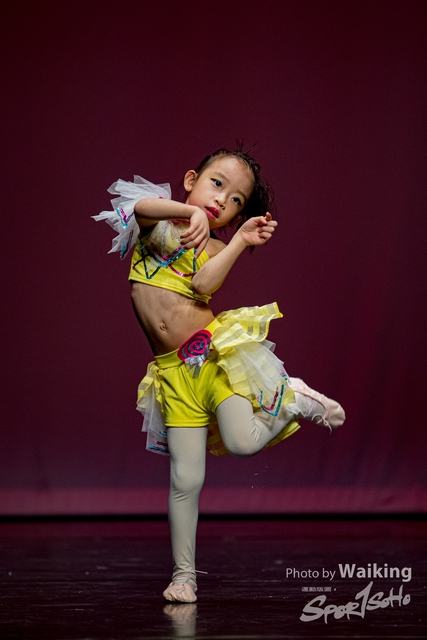 2020-10-18 Solo Dance 1570