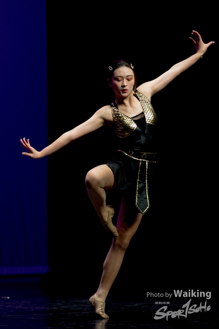 2020-10-18 Solo Dance 2444